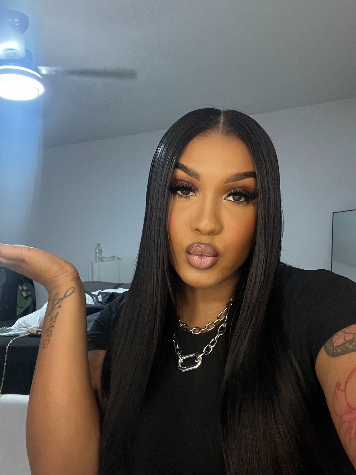 Raw Seamless Clip-Ins